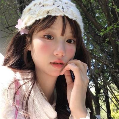 比基尼琼斯和爱的圣殿